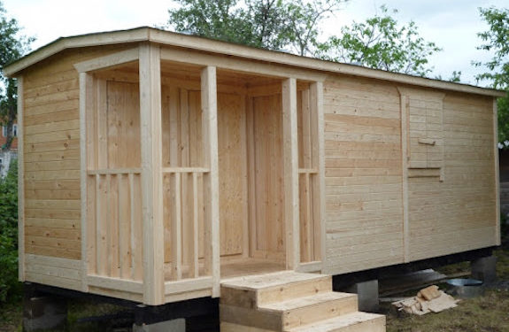 Дачные бытовки