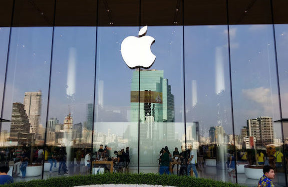 Снижения комиссий от Apple требуют в Америке