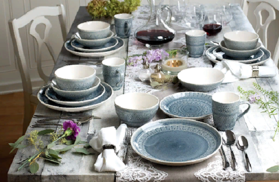 Знакомимся с правилами сервировки столового сервиза