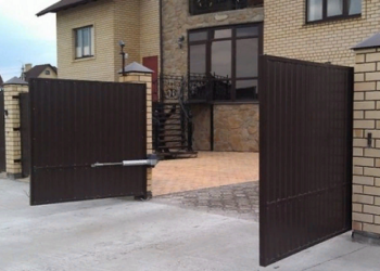 Главные преимущества автоматических ворот и их установка