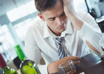 Способы самостоятельного вывода из алкогольного запоя