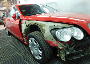 Кузовной ремонт Бентли: правила и основные этапы