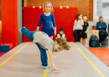 Основные достоинства занятия гимнастикой для детей