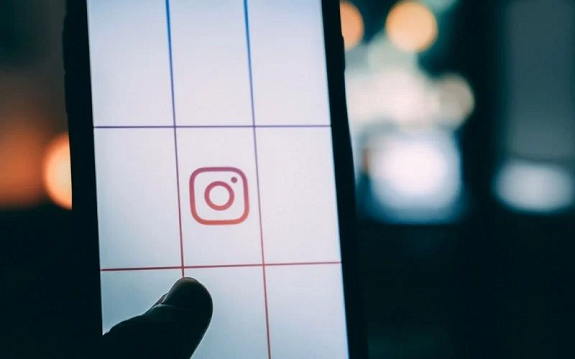 Способы и правила как стать популярным в Инстаграме