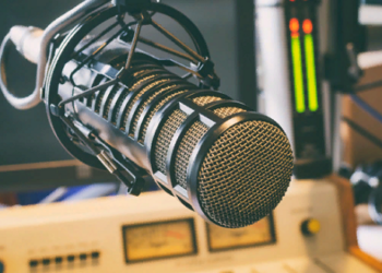 Главные преимущества аудио сказок и способы прослушивания