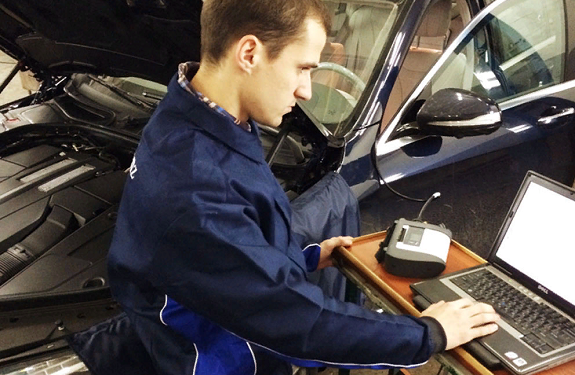 Диагностика Мерседес Бенц: правила и основные этапы
