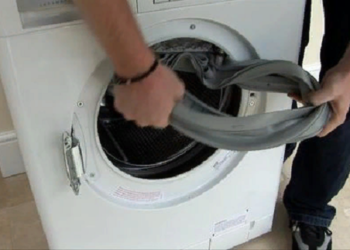 Главные причины, по которым стиральная машина не сливает воду