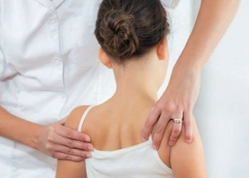 В чем заключается опасность нарушения осанки у ребенка