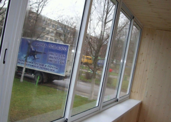 Монтаж алюминиевого раздвижного остекления балконов