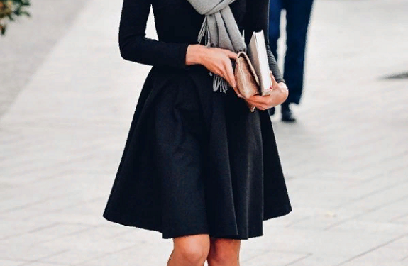 С чем носить маленькое платье и правила подбора образа