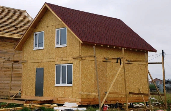 Дома из СИП панелей: достоинства, правила и этапы монтажа