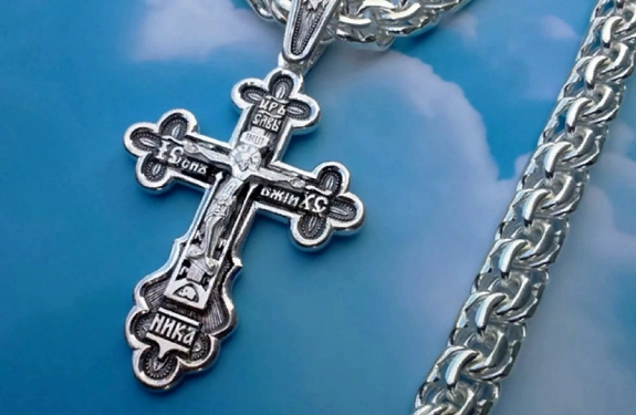 Модные серебряные крестики и рекомендации по выбору