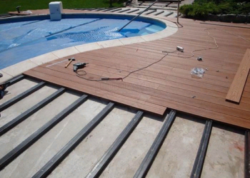 Доска для террасы: достоинства, требования и укладка