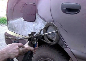 Рихтовка автомобиля: способы и правила выполнения