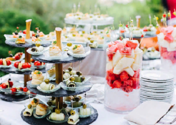 Как организовать выездное питание на праздник и советы