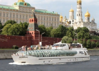 Необычная прогулка по Москве реке и новый взгляд на город
