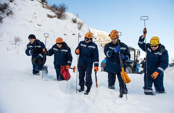 Зимняя спецодежда: требования и критерии выбора