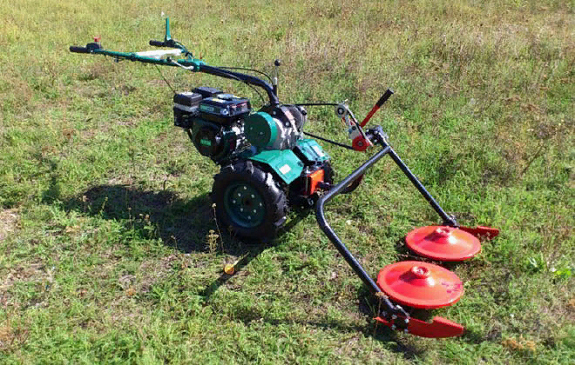 Основные разновидности и выбор косилок Заря