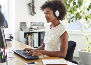 Музыка в офисных помещениях: советы по выбору