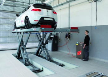 Выбор правильного подъемника для СТО и их виды