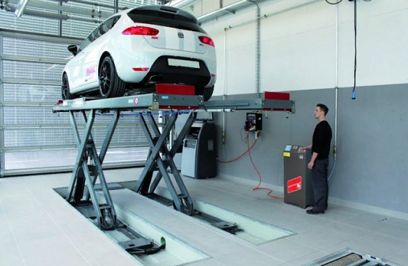 Выбор правильного подъемника для СТО и их виды