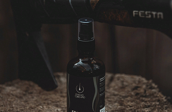 Достоинства спрея для волос от Head & Beard