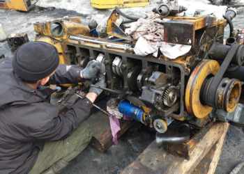 Ремонт двигателя на фронтальном погрузчике: правила и советы