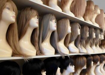 Перуки з натурального волосся: переваги та виготовлення