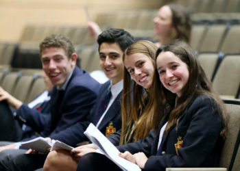 Как проходит обучение в университетах и колледжах Канады