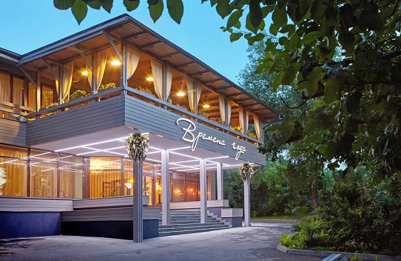 Особенности и правила организации банкета в ресторане Времена года