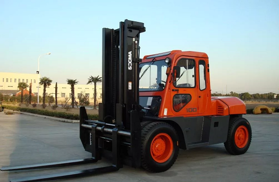 Вилочные погрузчики грузоподъемностью 10 тонн