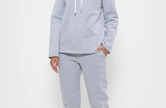 Модные женские спортивные костюмы и рекомендации по выбору