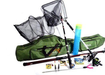 Рыболовные принадлежности в магазине «Акватория»