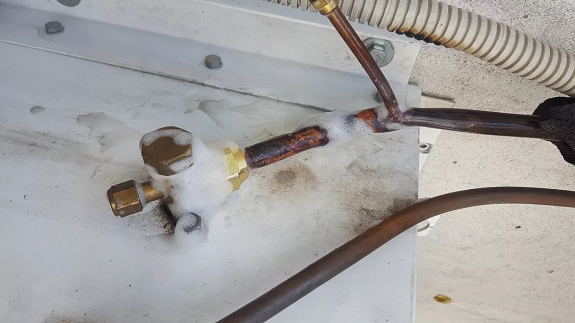 Как устранить утечку фреона в кондиционере и несколько советов