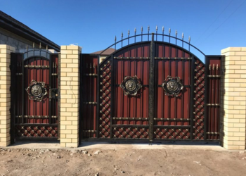 Как правильно установить ворота для дома и их разновидности