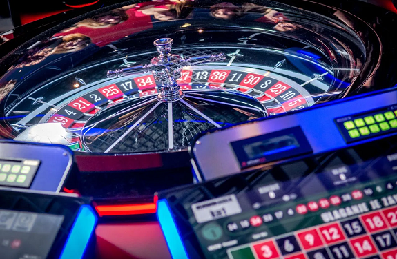 Онлайн казино: особливості, правила та поради