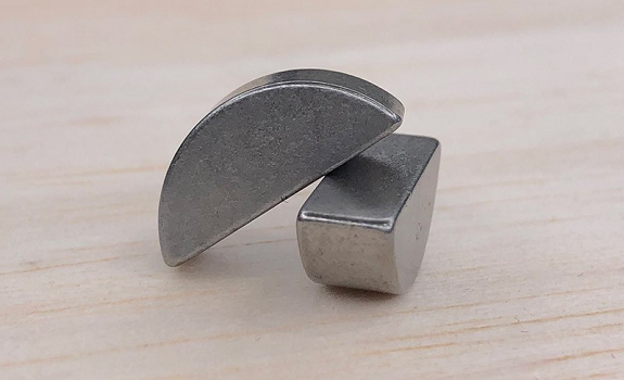Шпонка DIN 6888 сегментная: надежная фиксация в машиностроении