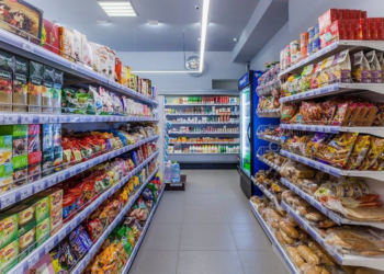 Як відкрити продуктовий магазин: покроковий план від дослідження ринку до управління запасами