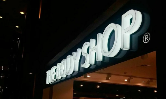 Объемные световые буквы и способы их производства