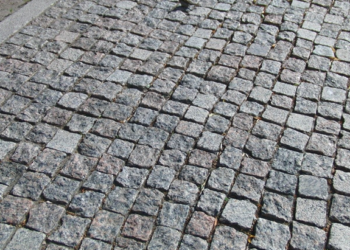 Гранітна плитка для тротуарів та основні характеристики