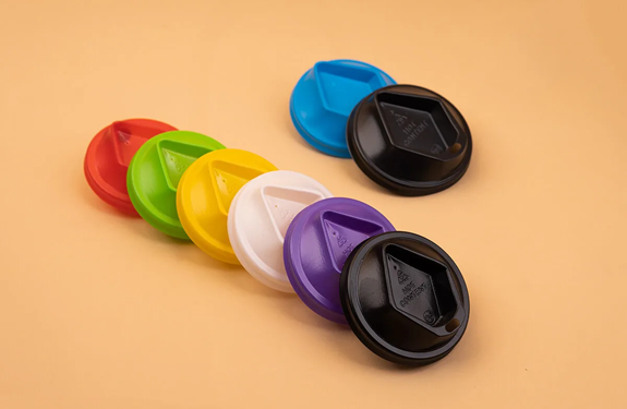 Про виробника кришок для кавових склянок