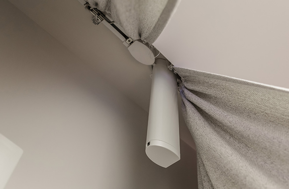 Электрокарнизы для штор: практичность и комфорт