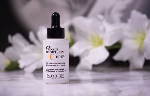 Ідеальна шкіра із використанням сучасних засобів Instytutum