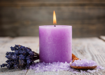 Ароматичні свічки у магазині Aroma Buro: різновиди та вибір