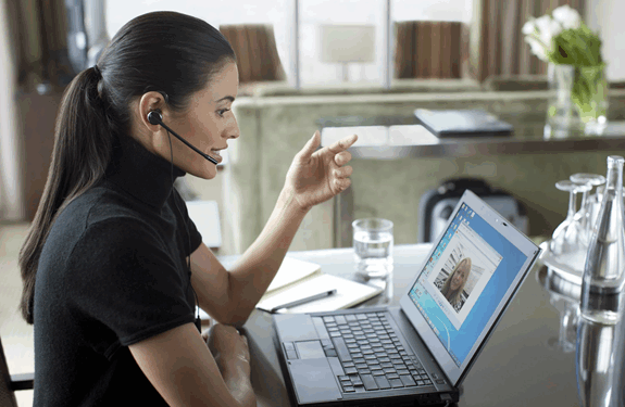 Помощь онлайн-психолога: достоинства и особенности