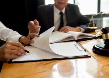 Личный адвокат для физических лиц: защита, советы и сопровождение