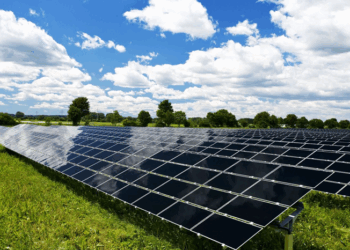 Преимущества установки солнечных батарей и практические рекомендации