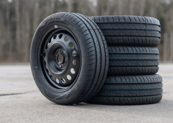 Коли потрібно міняти шини по сезону згідно ПДР в Україні