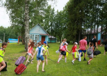 Отдых в детском лагере: идеи досуга и преимущества для ребенка