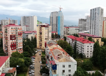 Управление недвижимостью в Батуми: требования, обязанности и практические советы